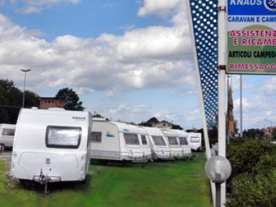 Camping Caravan Market