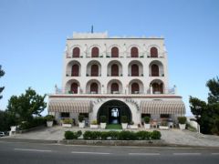 Hotel Alhambra