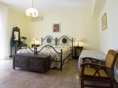 Bed & Breakfast Villa Flora